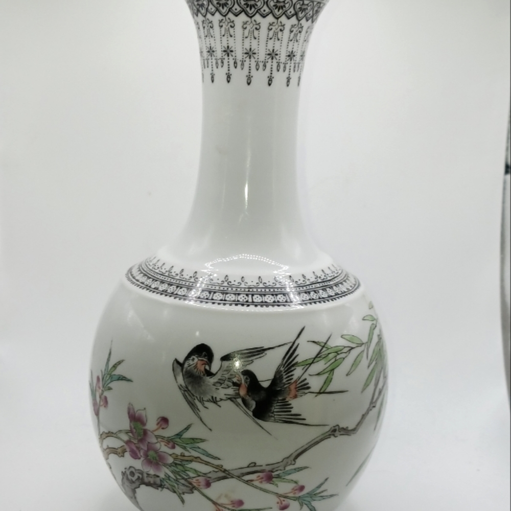 SALE! Vintage CHINESE POEM VASE, Handpainted, Signed Red Qianlong Mark, RARE HTF